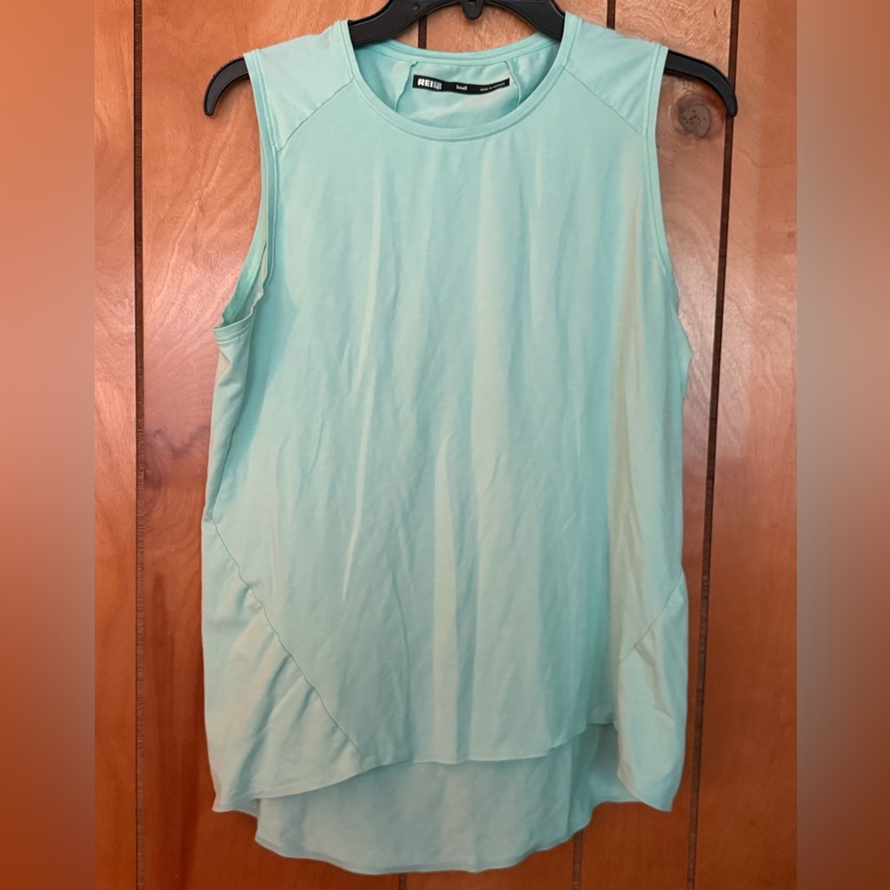 Rei Tank